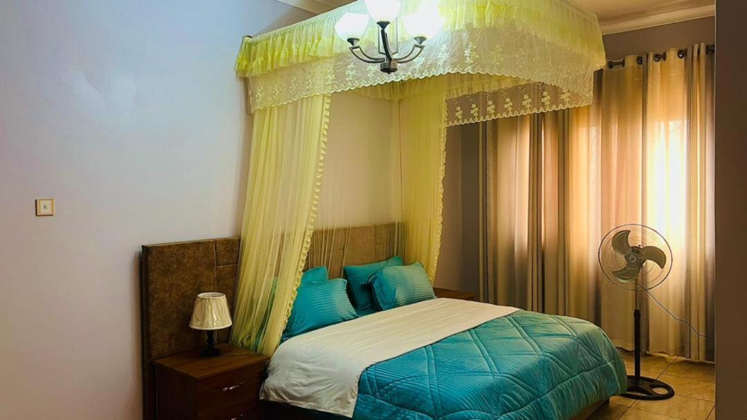 Palatine Apartments Makindye Kizungu, Кампала Экстерьер фото